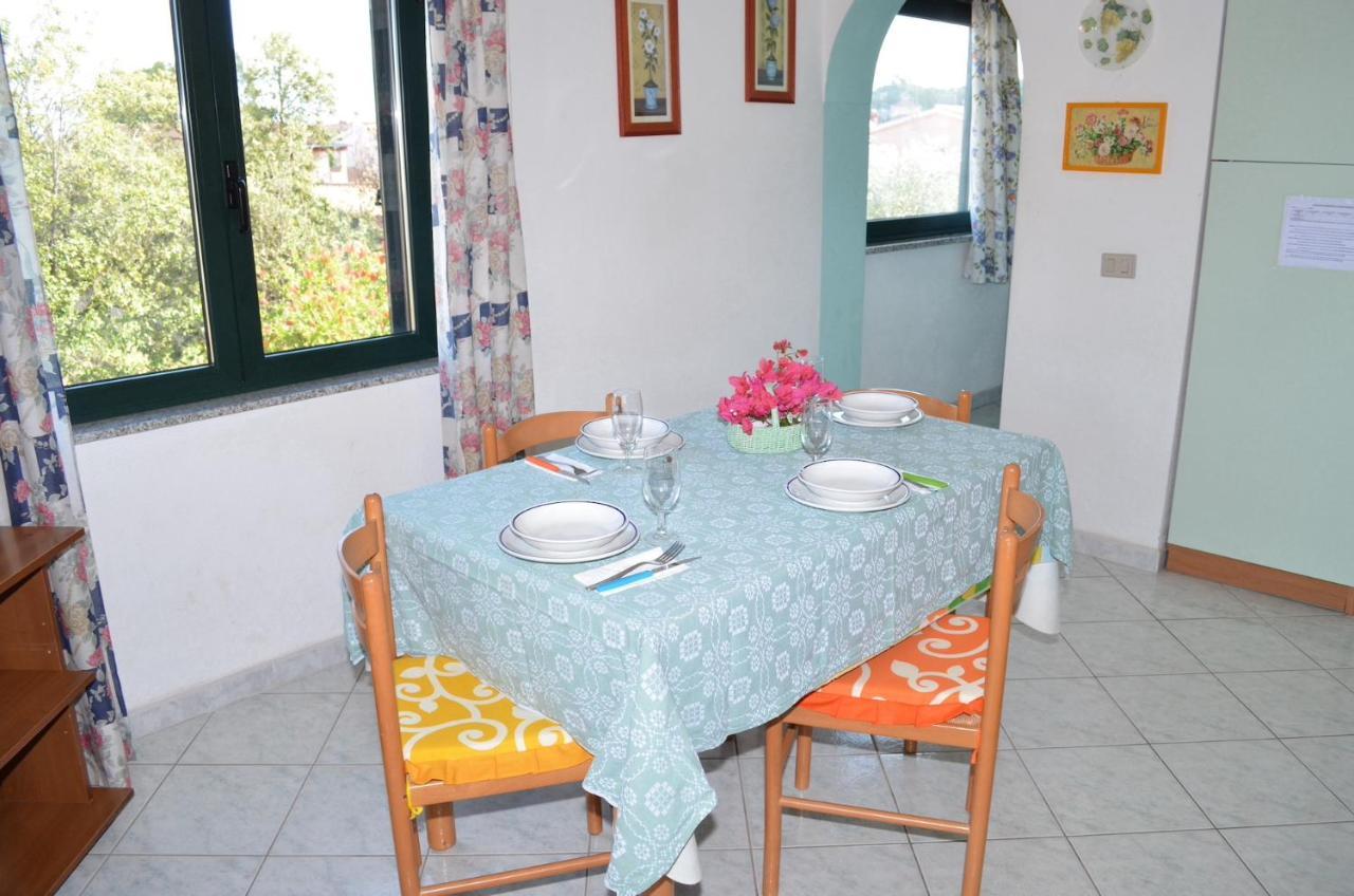 Iss Travel, La Padula - Apartments With Private Veranda And Parking San Teodoro  Ngoại thất bức ảnh