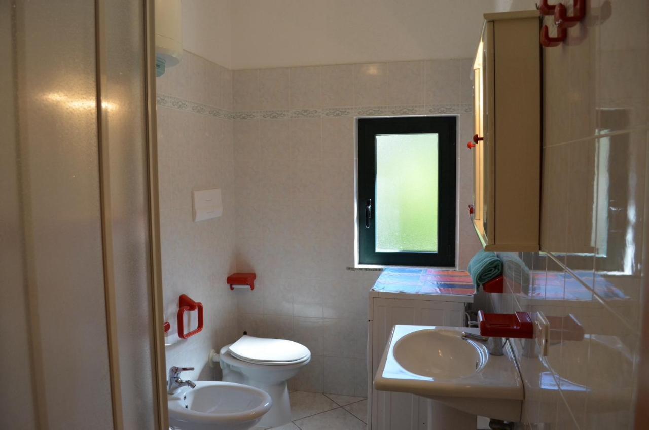 Iss Travel, La Padula - Apartments With Private Veranda And Parking San Teodoro  Ngoại thất bức ảnh
